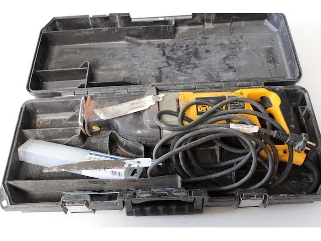 Dewalt reciproczaag - afbeelding 2 van  4