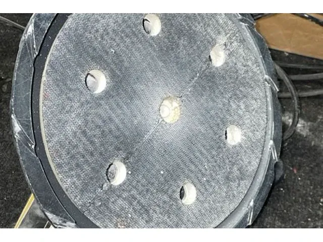 Dewalt ronde schuurmachine - afbeelding 3 van  4