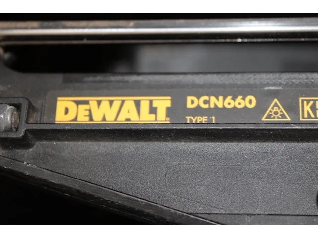 Dewalt schietpistool - afbeelding 3 van  4