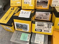 Dewalt schroeven en bevestigen - afbeelding 8 van  12