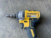 Dewalt slagmoersleutel - afbeelding 2 van  4