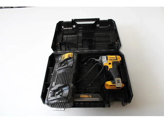 Dewalt slagmoersleutel - afbeelding 1 van  5