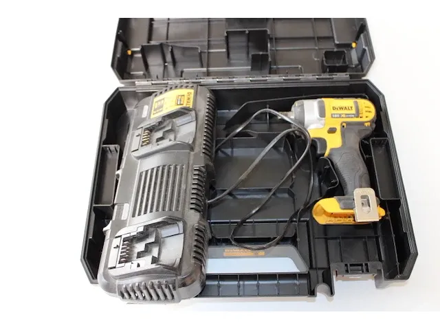Dewalt slagmoersleutel - afbeelding 2 van  5