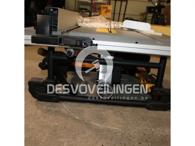 Dewalt tafelzaag - afbeelding 6 van  7