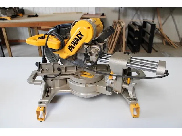 Dewalt versterkzaag - afbeelding 4 van  4