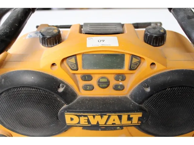 Dewalt werfradio - afbeelding 2 van  3