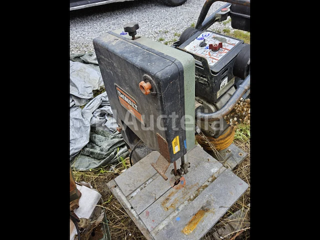 Dewalt zaag - afbeelding 1 van  2