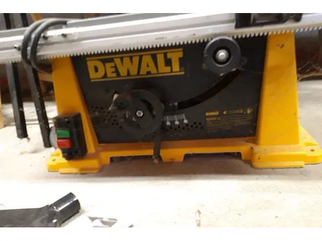 Dewalt zaagmachine - afbeelding 5 van  5