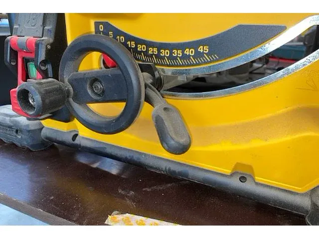 Dewalt zaagtafel - afbeelding 4 van  8