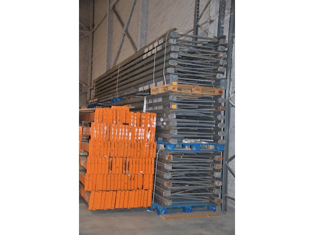 Dexion staanders - afbeelding 2 van  2