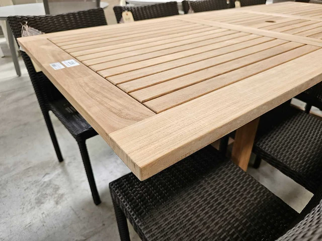 Diamond teak tuintafel uitschuifbaar 160-210cm latten 5cm - afbeelding 2 van  3