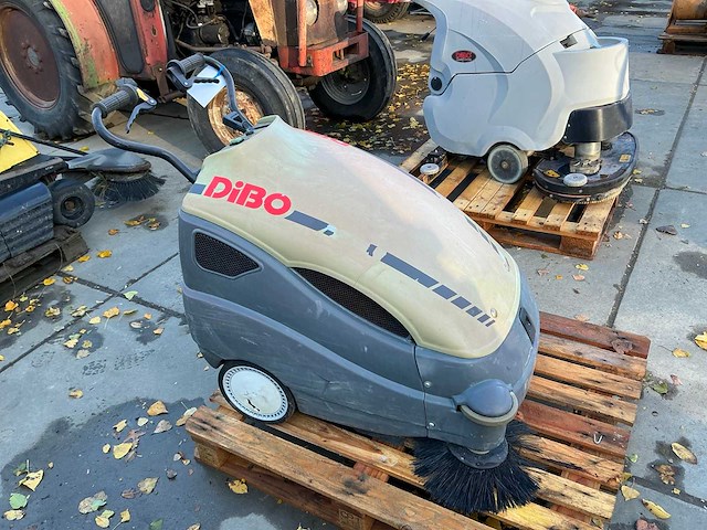 Dibo cbn1 12-12 veegmachine - afbeelding 3 van  7