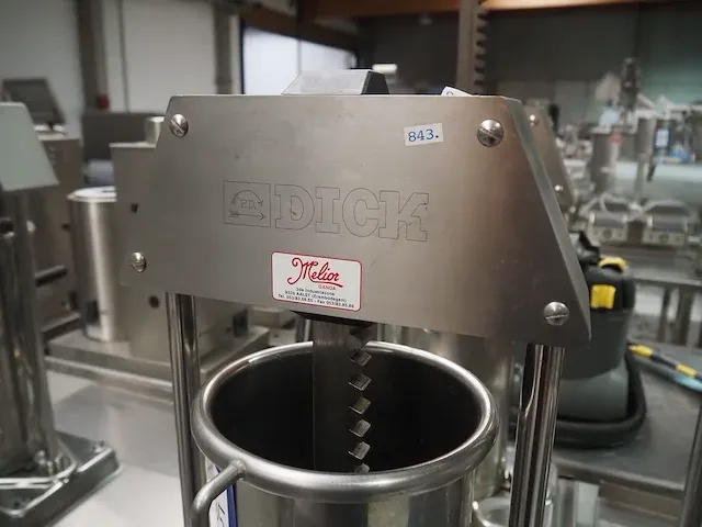 Dick - afbeelding 5 van  9