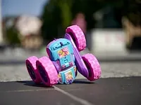 Dickie toys rc flippy roze bestuurbare auto - afbeelding 5 van  5