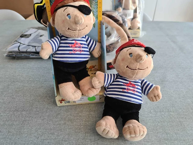 Die spiegelburg - poppen & knuffel - afbeelding 3 van  4