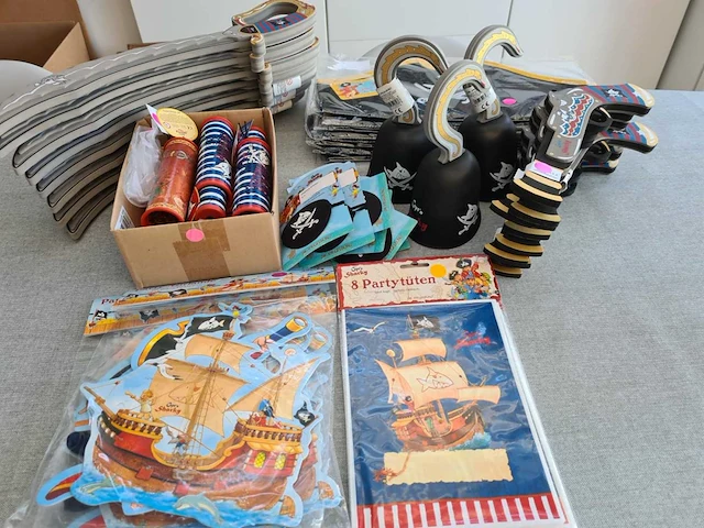 Die spiegelburg - speelgoed piraten verkleedspullen - afbeelding 1 van  7