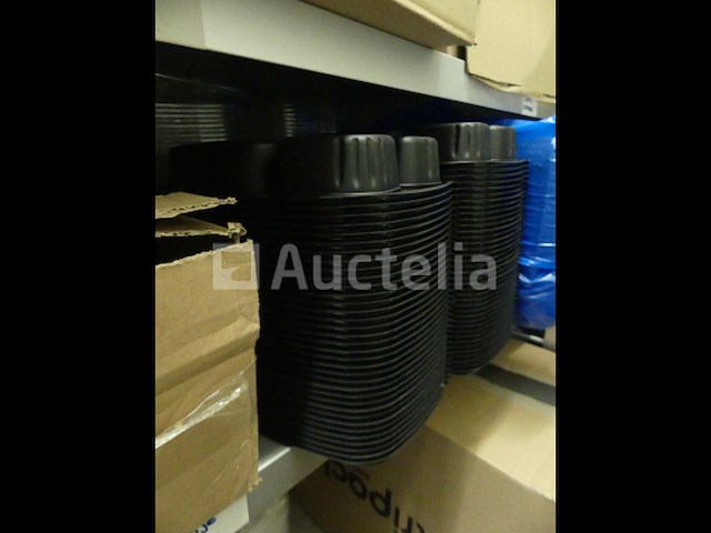 Dienbladen, deksels, plastic bakjes, ... - afbeelding 2 van  14