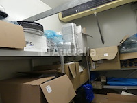 Dienbladen, deksels, plastic bakjes, ... - afbeelding 1 van  14