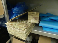 Dienbladen, deksels, plastic bakjes, ... - afbeelding 13 van  14