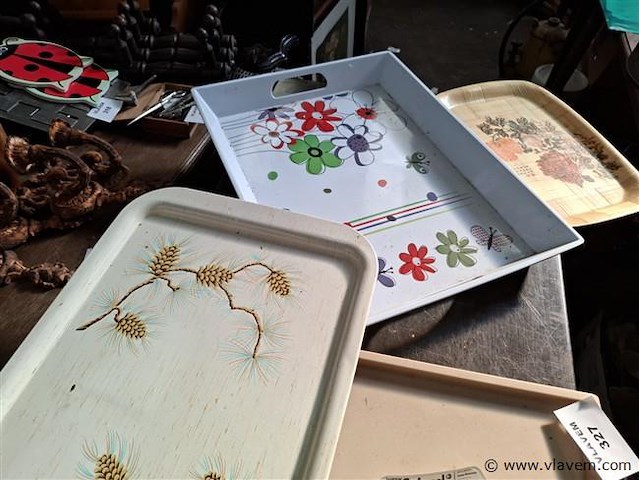 Dienbladen - afbeelding 3 van  3