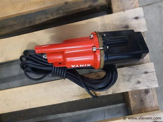 Diep waterpomp - afbeelding 1 van  1
