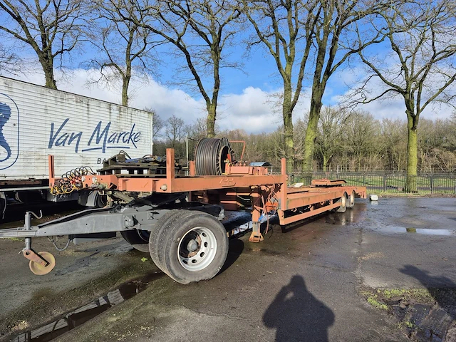Dieplader nooteboom - afbeelding 1 van  1
