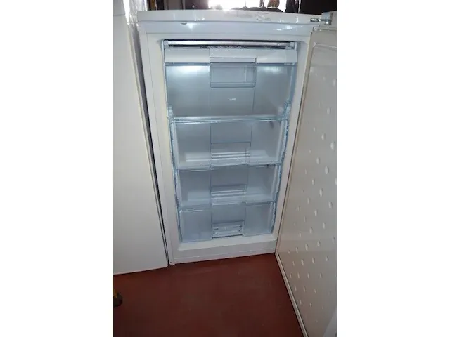 Diepvries beko 4 laden - afbeelding 4 van  6