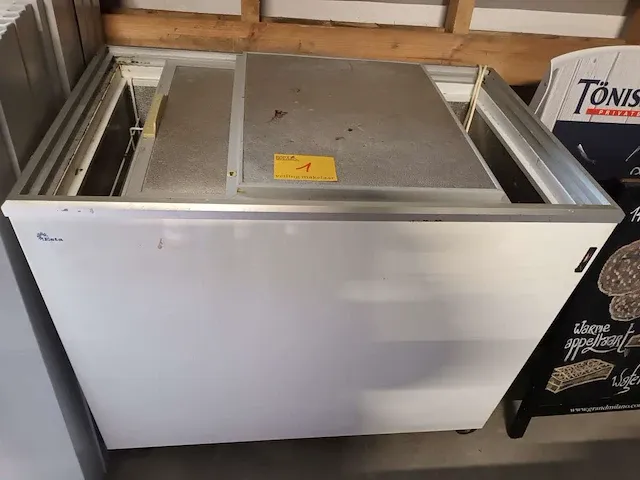 Diepvrieskist esta op wielen - afbeelding 1 van  3