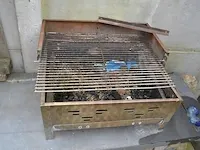 Diepvries/koelkast combi friac , tafelbarbecue op houtskool - afbeelding 7 van  7
