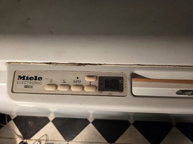 Diepvrieskoffer miele - afbeelding 2 van  4