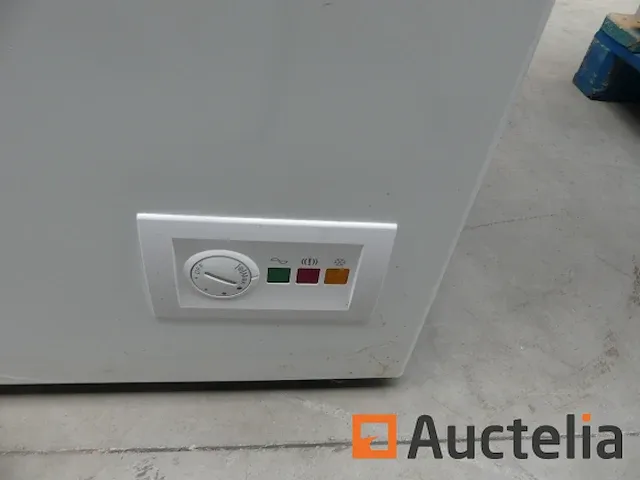 Diepvriezer bahut beko hsa32520 - afbeelding 1 van  7