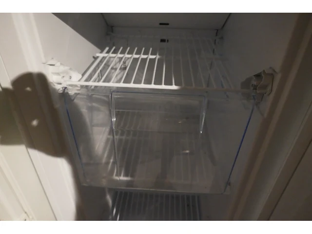 Diepvriezer witte kleur friac - afbeelding 4 van  4