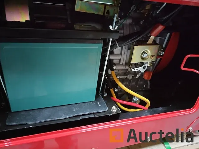 Diesel generator universal kraft rood - afbeelding 1 van  9