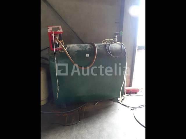 Dieseltank en actp 60 distributiepomp - afbeelding 2 van  6