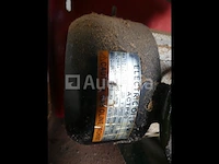 Dieseltank en actp 60 distributiepomp - afbeelding 4 van  6