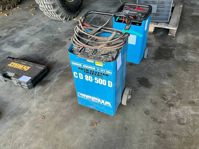 Difema cd 80-500d acculader - afbeelding 1 van  3
