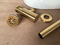 Differnz cleo ceramic toiletfontein met messing accessoires - afbeelding 2 van  6