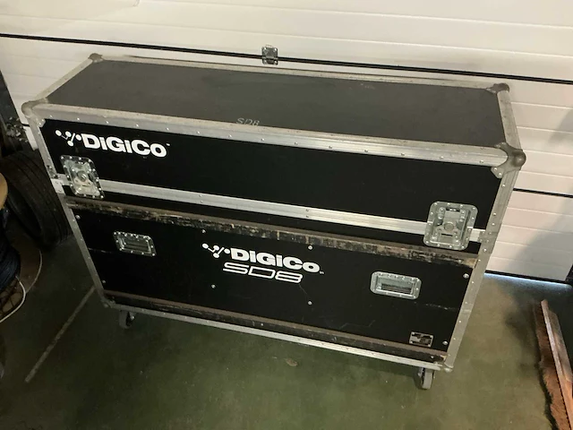 Digico sd8 core2 digitale mengtafel - afbeelding 12 van  12