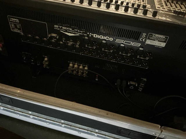 Digico sd8 core2 digitale mengtafel - afbeelding 9 van  12