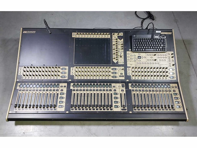 Digico sd8/36 with core2 upgrade - afbeelding 1 van  12