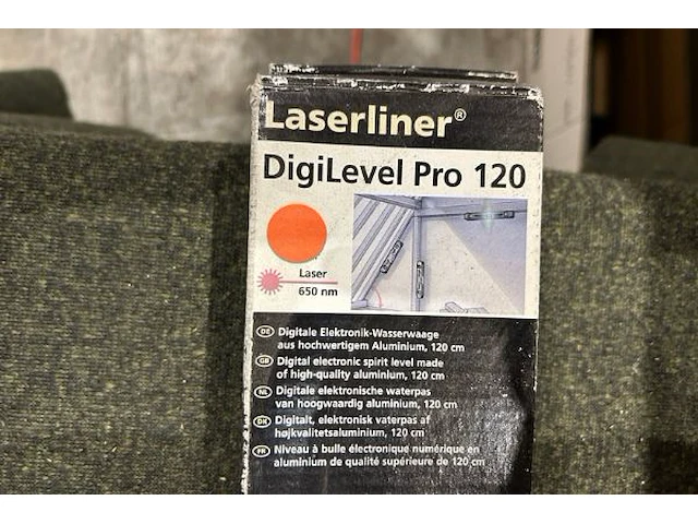 Digitale electronische waterpas laserliner - afbeelding 2 van  4