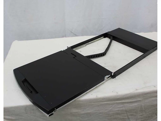 Digitus 19" tft console w/keyboard and touchpad - afbeelding 2 van  5