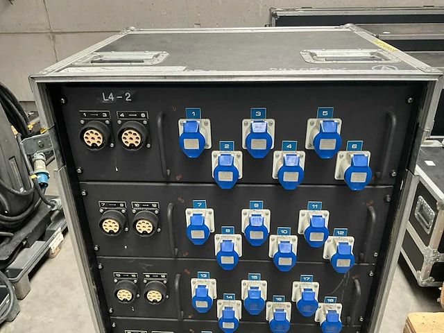 Dimmer 24x5kw adb - afbeelding 3 van  9