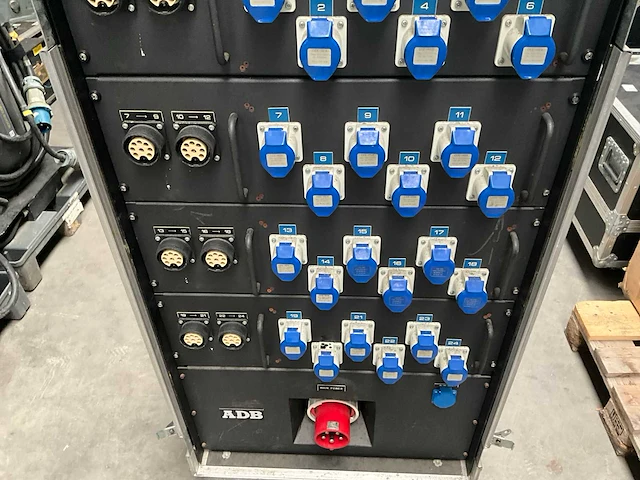 Dimmer 24x5kw adb - afbeelding 4 van  9