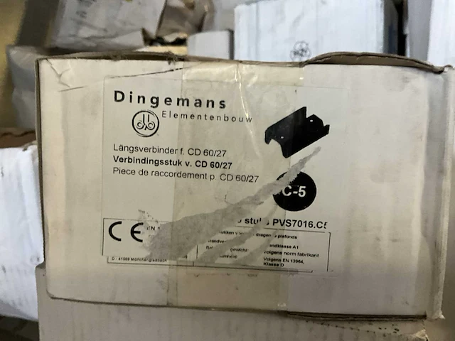 Dingemans beugels bovenhangers bevestigingsmateriaal 2 paletten - afbeelding 15 van  16