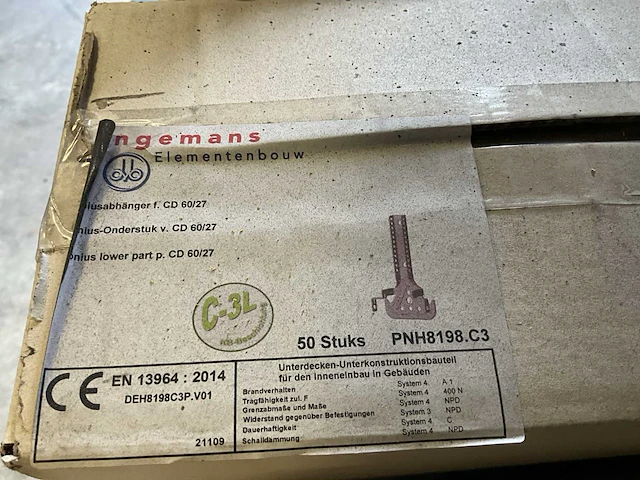 Dingemans beugels bovenhangers bevestigingsmateriaal 2 paletten - afbeelding 5 van  16