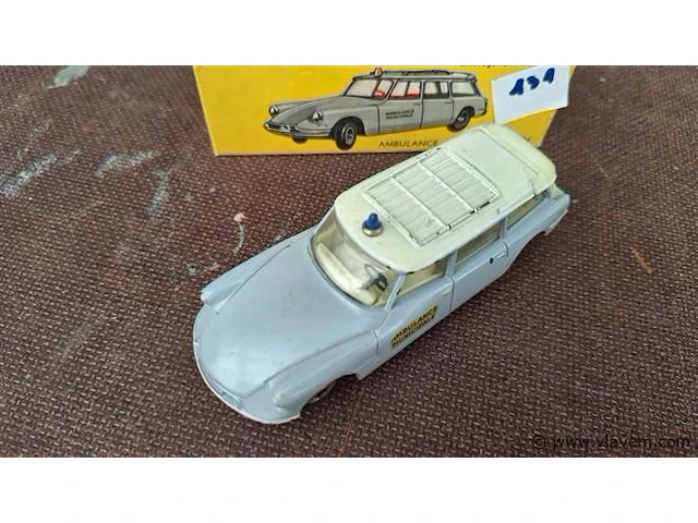 Dinky toys 556 - afbeelding 4 van  6