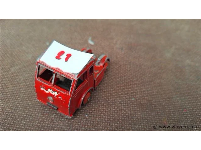 Dinky toys modelauto - afbeelding 1 van  5