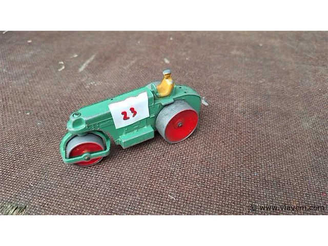 Dinky toys modelauto - afbeelding 1 van  5