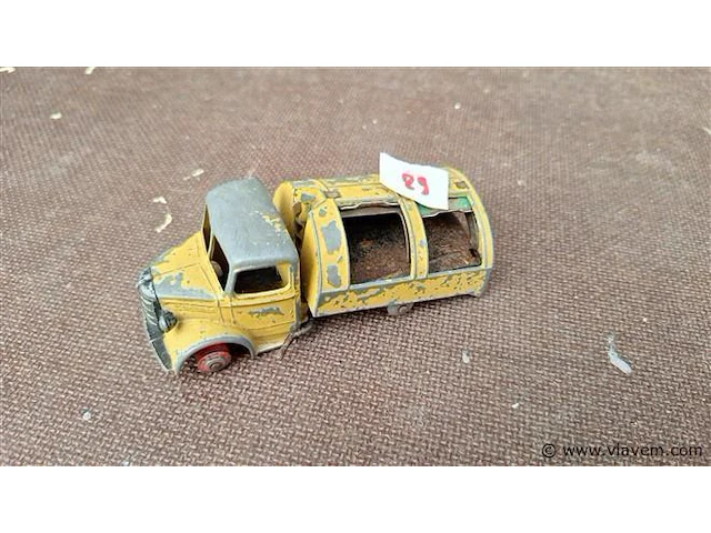 Dinky toys modelauto - afbeelding 1 van  5